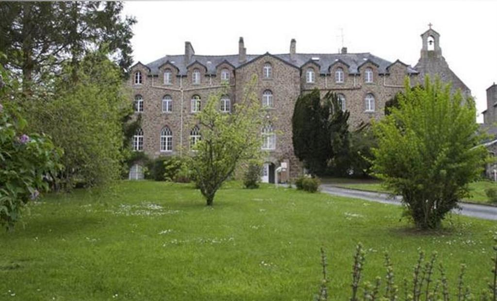 Hotel-Restaurant De L'Abbaye Plancoet Luaran gambar